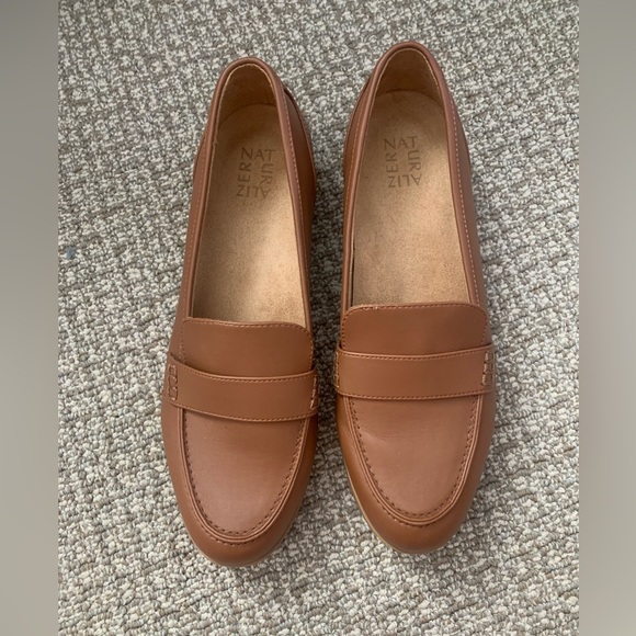 Naturalized Milo Loafer (like new!) - Picture 2 of 5